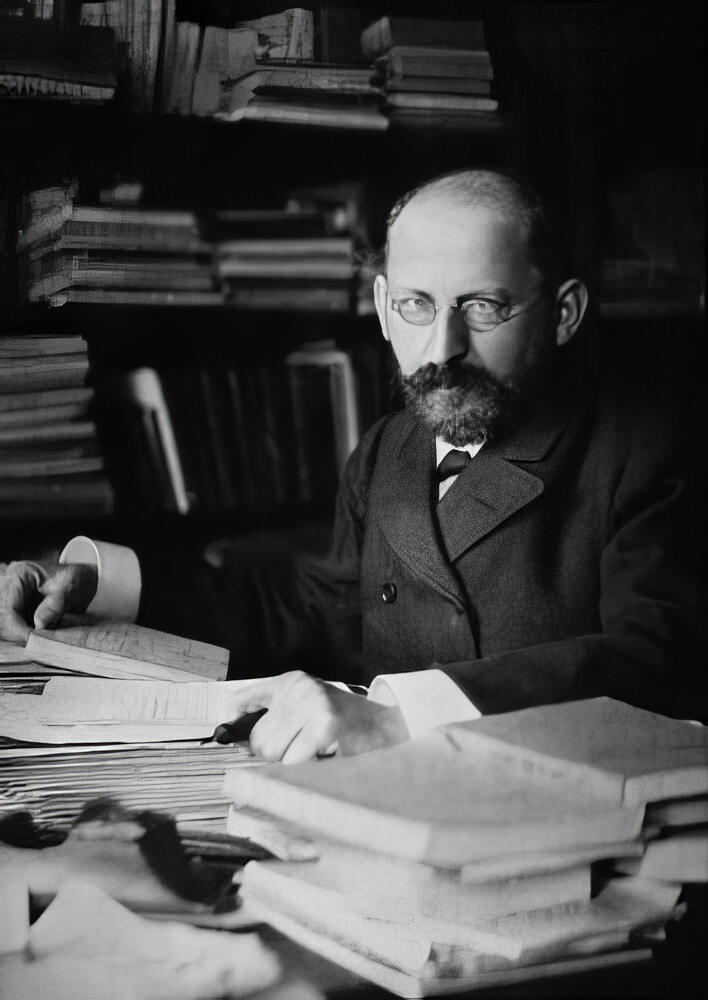Bernstein around 1895 © Wiki 